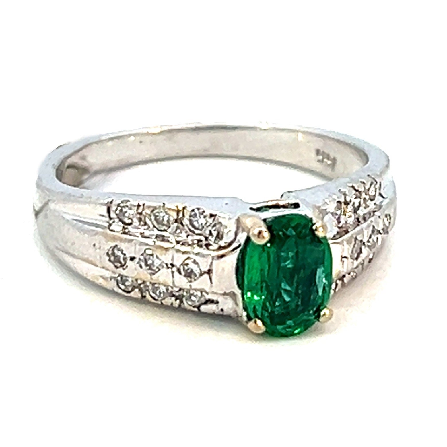 0.31cttw Oval Emerald Ring | Emerald Green Engagement Rings