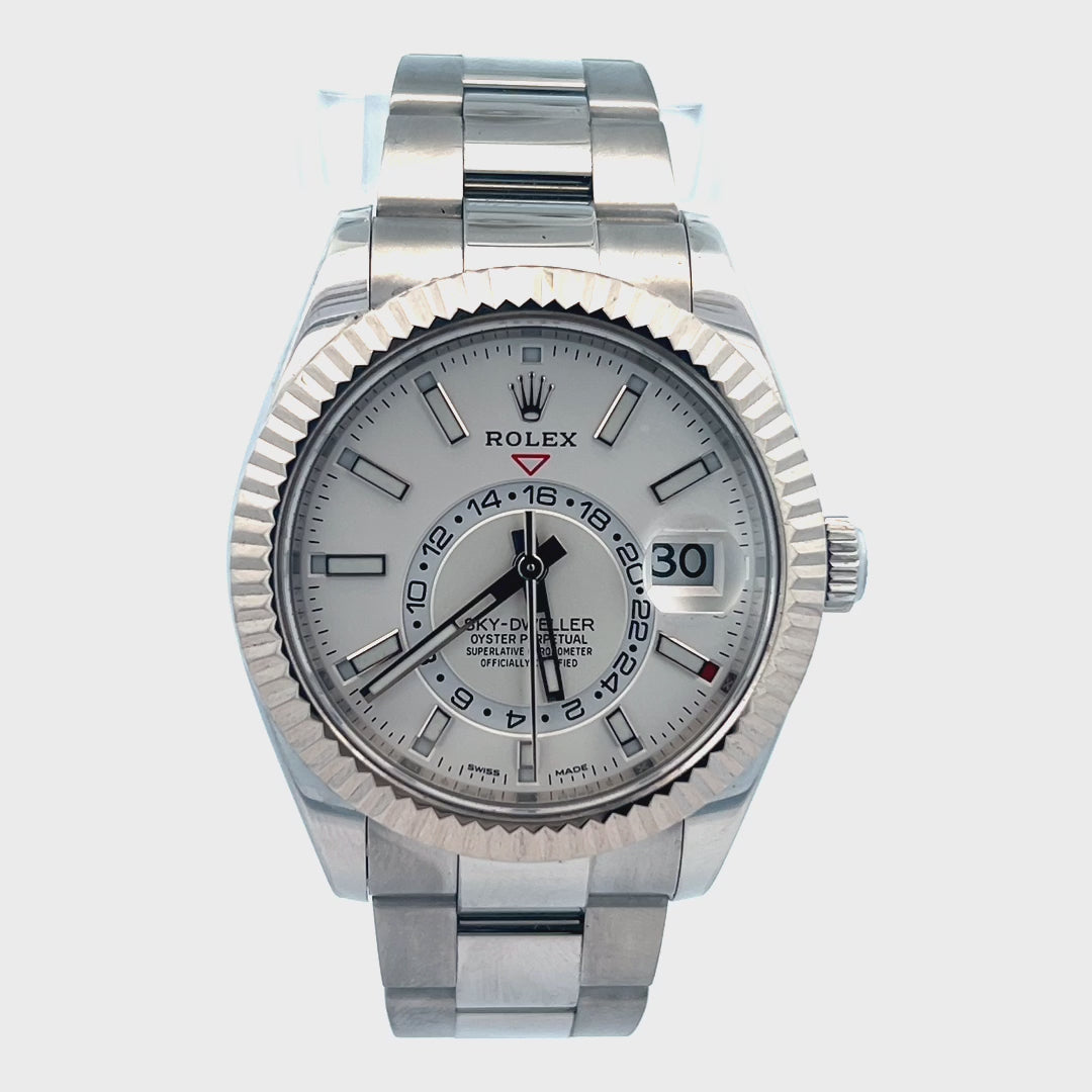 Video of a Rolex Sky Dweller | Rolex 326934 Video | 326934 Rolex Video | 2021 42mm